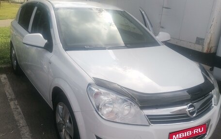 Opel Astra H, 2011 год, 850 000 рублей, 1 фотография