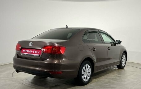 Volkswagen Jetta VI, 2014 год, 1 050 000 рублей, 4 фотография