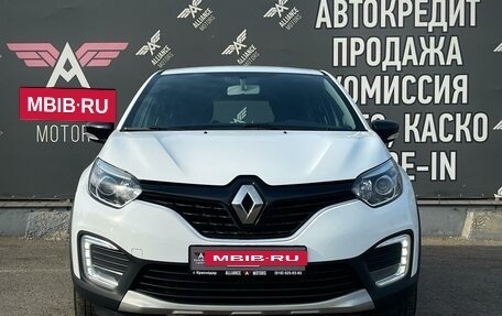 Renault Kaptur I рестайлинг, 2019 год, 1 360 000 рублей, 2 фотография