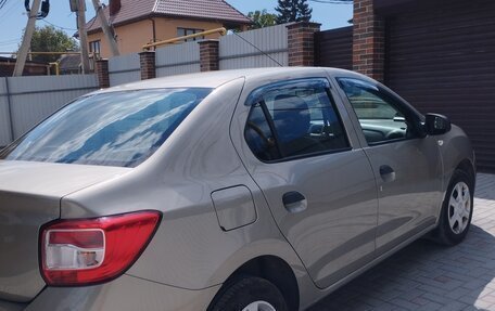 Renault Logan II, 2015 год, 820 000 рублей, 7 фотография