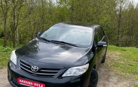 Toyota Corolla, 2011 год, 910 000 рублей, 3 фотография