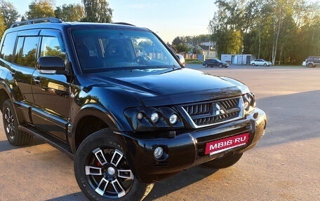 Mitsubishi Pajero III рестайлинг, 2005 год, 1 350 000 рублей, 2 фотография