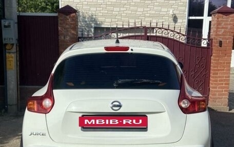 Nissan Juke II, 2013 год, 900 000 рублей, 4 фотография