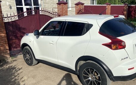 Nissan Juke II, 2013 год, 900 000 рублей, 5 фотография