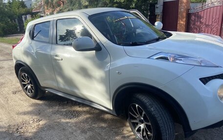 Nissan Juke II, 2013 год, 900 000 рублей, 6 фотография