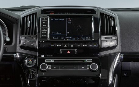 Toyota Land Cruiser 200, 2013 год, 4 199 000 рублей, 25 фотография