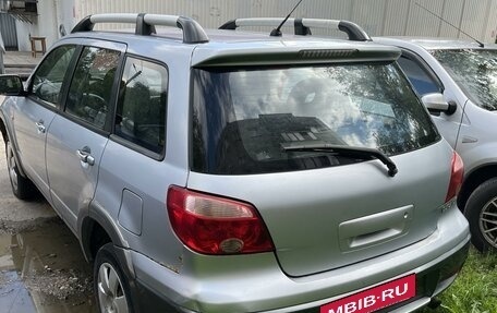 Mitsubishi Outlander III рестайлинг 3, 2006 год, 385 000 рублей, 7 фотография