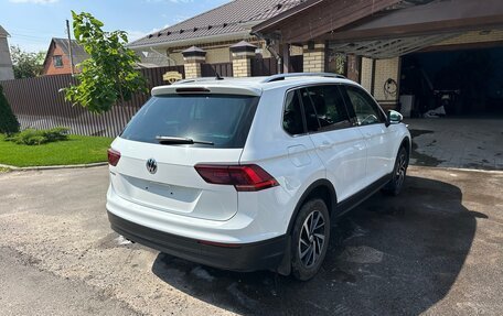 Volkswagen Tiguan II, 2018 год, 2 600 000 рублей, 7 фотография