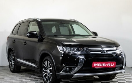 Mitsubishi Outlander III рестайлинг 3, 2018 год, 2 199 000 рублей, 3 фотография