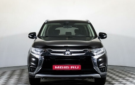 Mitsubishi Outlander III рестайлинг 3, 2018 год, 2 199 000 рублей, 2 фотография