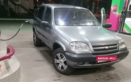 Chevrolet Niva I рестайлинг, 2005 год, 310 000 рублей, 3 фотография