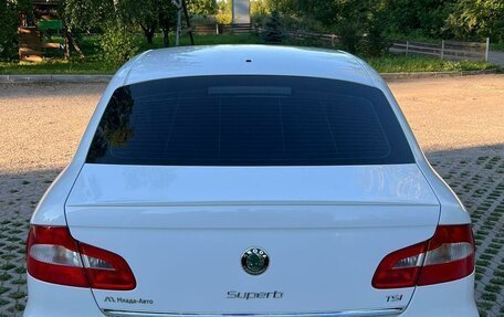 Skoda Superb III рестайлинг, 2012 год, 1 335 000 рублей, 8 фотография