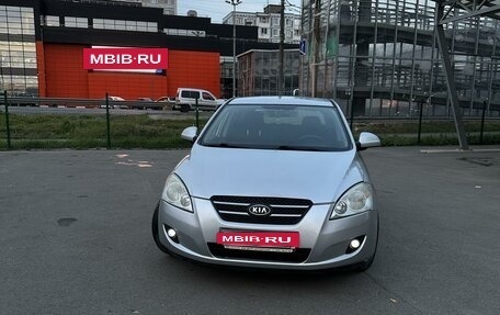 KIA cee'd I рестайлинг, 2007 год, 690 000 рублей, 2 фотография