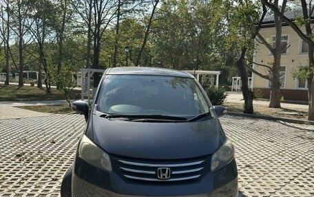 Honda Freed I, 2014 год, 1 350 000 рублей, 5 фотография