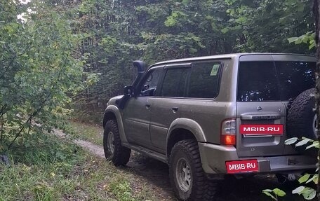 Nissan Patrol, 2004 год, 2 700 000 рублей, 2 фотография