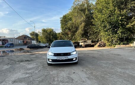 Volkswagen Polo VI (EU Market), 2018 год, 1 050 000 рублей, 6 фотография