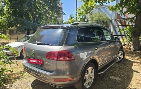 Volkswagen Touareg III, 2010 год, 2 200 000 рублей, 12 фотография