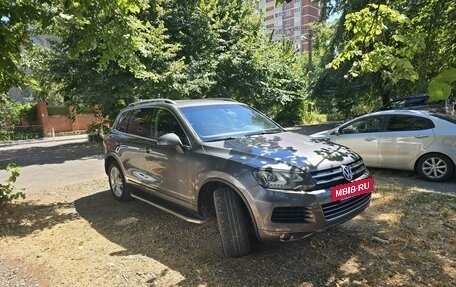 Volkswagen Touareg III, 2010 год, 2 200 000 рублей, 24 фотография