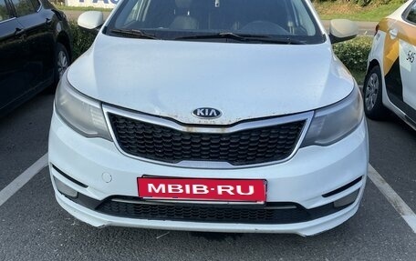 KIA Rio III рестайлинг, 2017 год, 600 000 рублей, 1 фотография