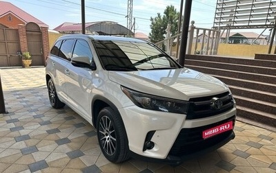 Toyota Highlander III, 2016 год, 3 850 000 рублей, 1 фотография