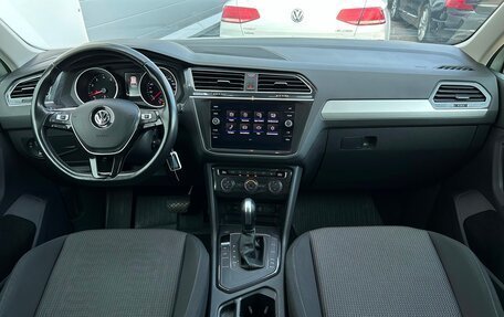 Volkswagen Tiguan II, 2019 год, 2 067 800 рублей, 6 фотография