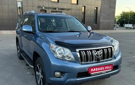 Toyota Land Cruiser Prado 150 рестайлинг 2, 2010 год, 3 300 000 рублей, 2 фотография