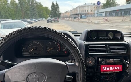 Toyota Land Cruiser Prado 90 рестайлинг, 1997 год, 1 380 000 рублей, 12 фотография