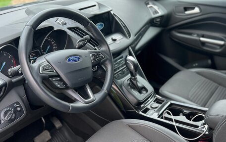 Ford Kuga III, 2018 год, 2 500 000 рублей, 5 фотография