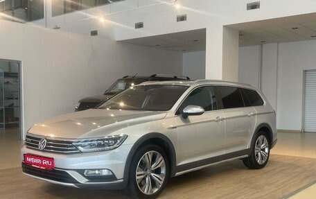 Volkswagen Passat B8 рестайлинг, 2018 год, 2 950 000 рублей, 1 фотография