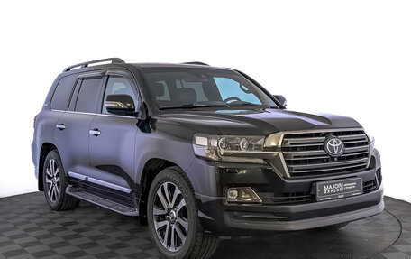 Toyota Land Cruiser 200, 2018 год, 8 100 000 рублей, 3 фотография