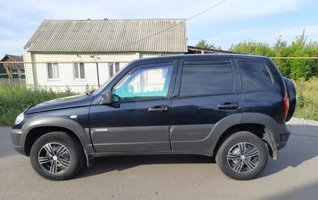 Chevrolet Niva I рестайлинг, 2012 год, 585 000 рублей, 7 фотография