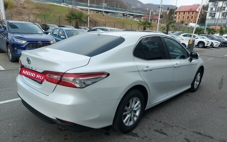 Toyota Camry, 2019 год, 3 100 000 рублей, 5 фотография