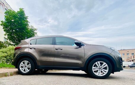 KIA Sportage IV рестайлинг, 2017 год, 2 000 000 рублей, 10 фотография