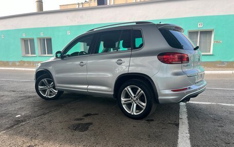 Volkswagen Tiguan I, 2016 год, 2 680 000 рублей, 11 фотография