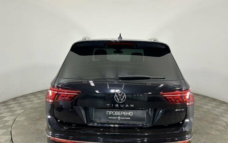 Volkswagen Tiguan II, 2021 год, 3 950 000 рублей, 3 фотография