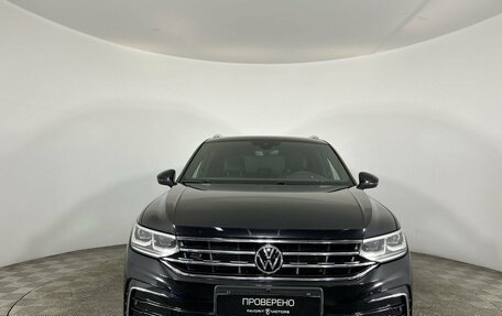 Volkswagen Tiguan II, 2021 год, 3 950 000 рублей, 2 фотография