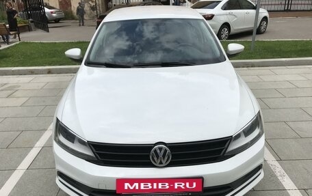 Volkswagen Jetta VI, 2018 год, 1 350 000 рублей, 2 фотография