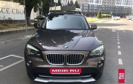 BMW X1, 2011 год, 1 120 000 рублей, 2 фотография