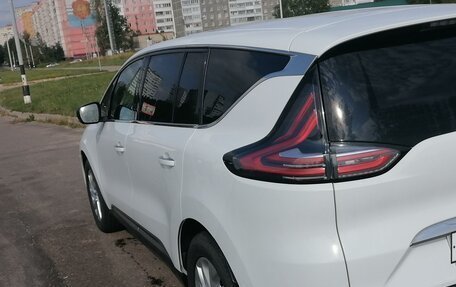 Renault Espace V рестайлинг, 2016 год, 1 700 000 рублей, 9 фотография