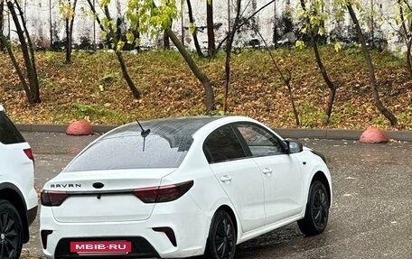 KIA Rio IV, 2017 год, 1 250 000 рублей, 3 фотография