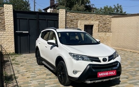 Toyota RAV4, 2013 год, 2 260 000 рублей, 4 фотография