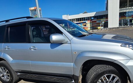 Toyota Land Cruiser Prado 120 рестайлинг, 2008 год, 2 490 000 рублей, 7 фотография