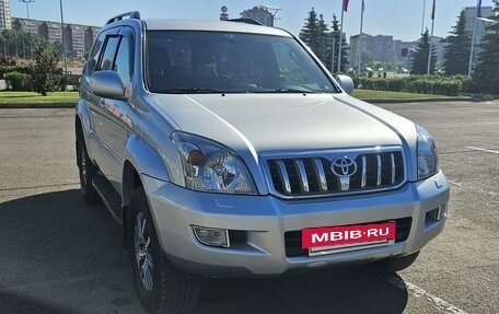 Toyota Land Cruiser Prado 120 рестайлинг, 2008 год, 2 490 000 рублей, 3 фотография