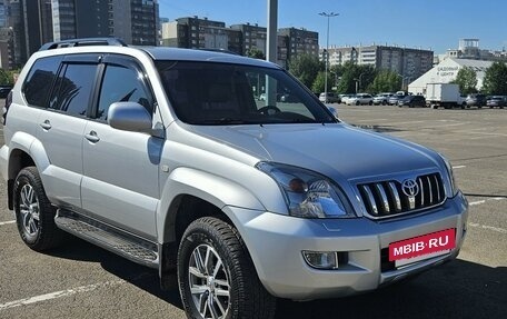 Toyota Land Cruiser Prado 120 рестайлинг, 2008 год, 2 490 000 рублей, 6 фотография