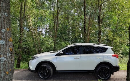 Toyota RAV4, 2015 год, 2 100 000 рублей, 9 фотография