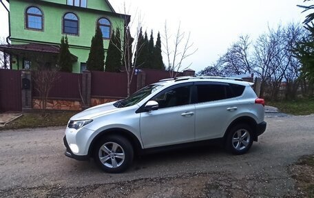 Toyota RAV4, 2015 год, 2 100 000 рублей, 10 фотография