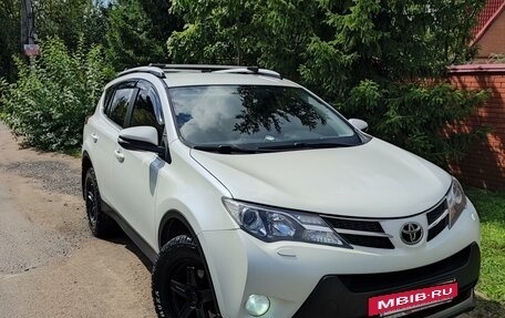 Toyota RAV4, 2015 год, 2 100 000 рублей, 3 фотография