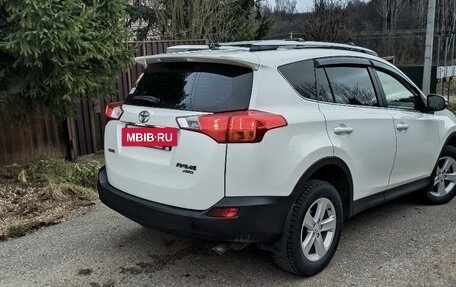 Toyota RAV4, 2015 год, 2 100 000 рублей, 5 фотография