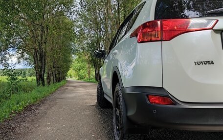 Toyota RAV4, 2015 год, 2 100 000 рублей, 18 фотография