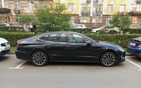 Hyundai Sonata VIII, 2021 год, 2 900 000 рублей, 2 фотография